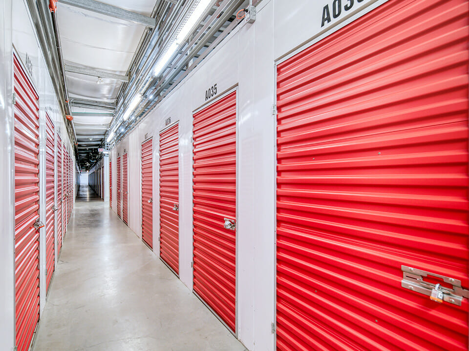 Public Storage Calgary - Country Hills Landing NW - Indoor self-storage units