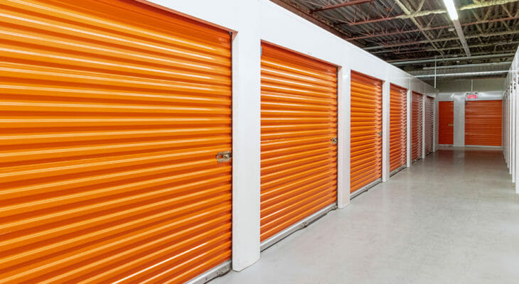Public Storage Montreal - Rue Jean-Pratt - Indoor self-storage units
