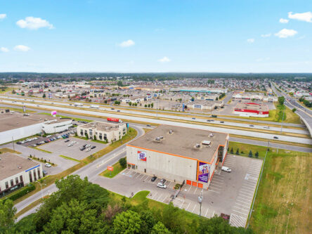 Public Storage Laval - Autoroute Chomedey - Panoramic aerial view