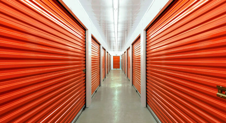 Public Storage Oakville - North Service Rd W - Indoor self-storage units