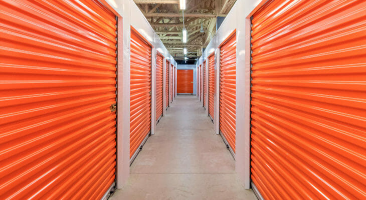 Public Storage Dorval - Montée St-Rémi - Indoor self-storage units
